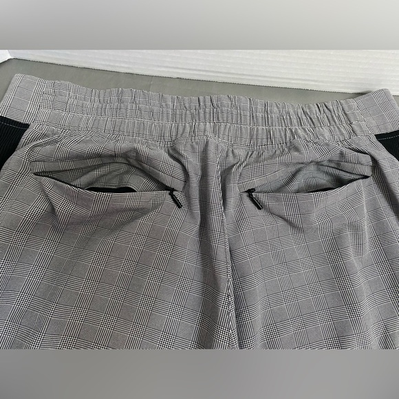 Athleta Brooklyn Ankle Pants Women 8T Black Plaid Work Comfort Stretch Waist - Picture 12 of 15